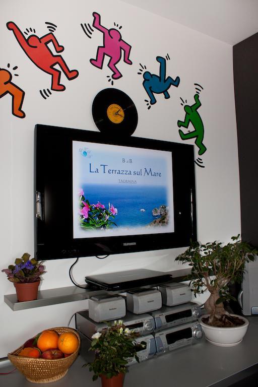 B&B La Terrazza Sul Mare ตาออร์มินา ภายนอก รูปภาพ