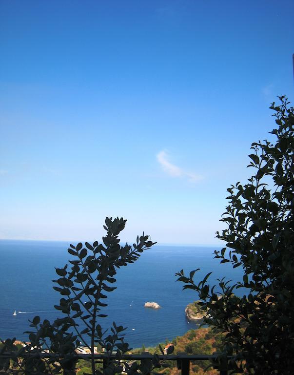 B&B La Terrazza Sul Mare ตาออร์มินา ภายนอก รูปภาพ