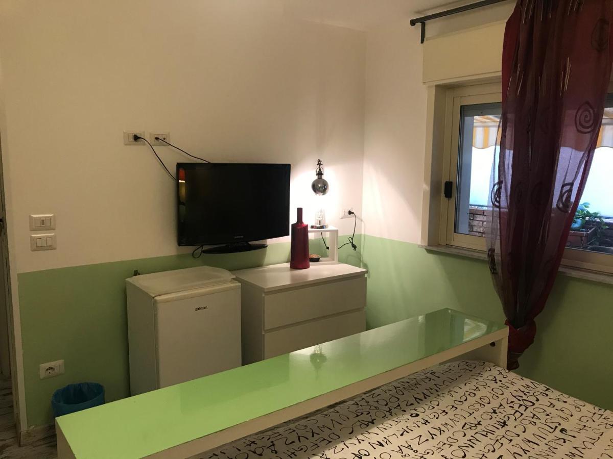 B&B La Terrazza Sul Mare ตาออร์มินา ภายนอก รูปภาพ